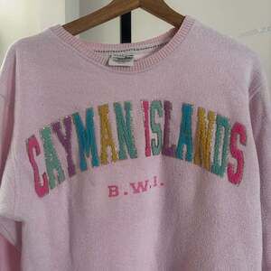 Pacific & Co. Cayman Islands Pink Crewneck Stacked terry cloth Sweatshirt Small